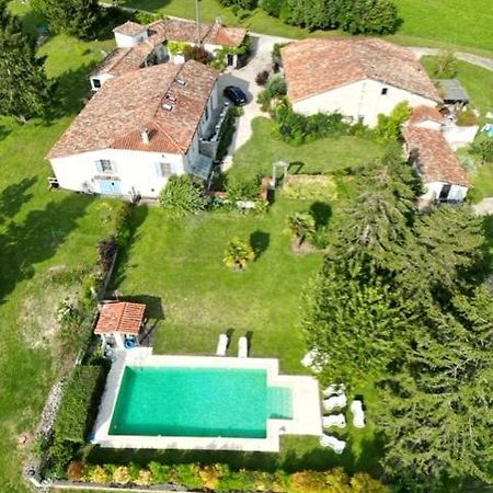 Chez Sarrazin Brossac Exterior foto