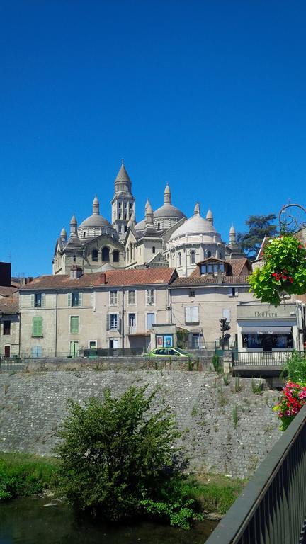 Chez Sarrazin Brossac Quarto foto