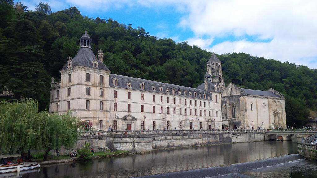Chez Sarrazin Brossac Quarto foto