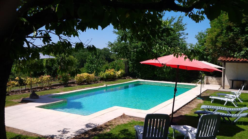 Chez Sarrazin Brossac Quarto foto